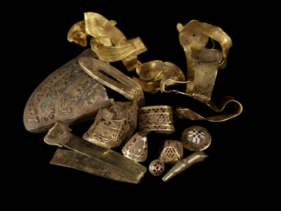 Staffordshire Hoard Exhibit to go on display at Tamworth Castle